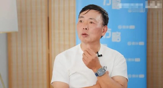 段永平	，再度增持泡泡玛特！持股突破1亿股，此前不断增持，已成为仅次于创始人王宁的第二大股东